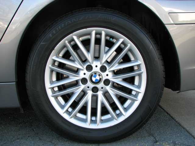 BMW 7 Series Image 36