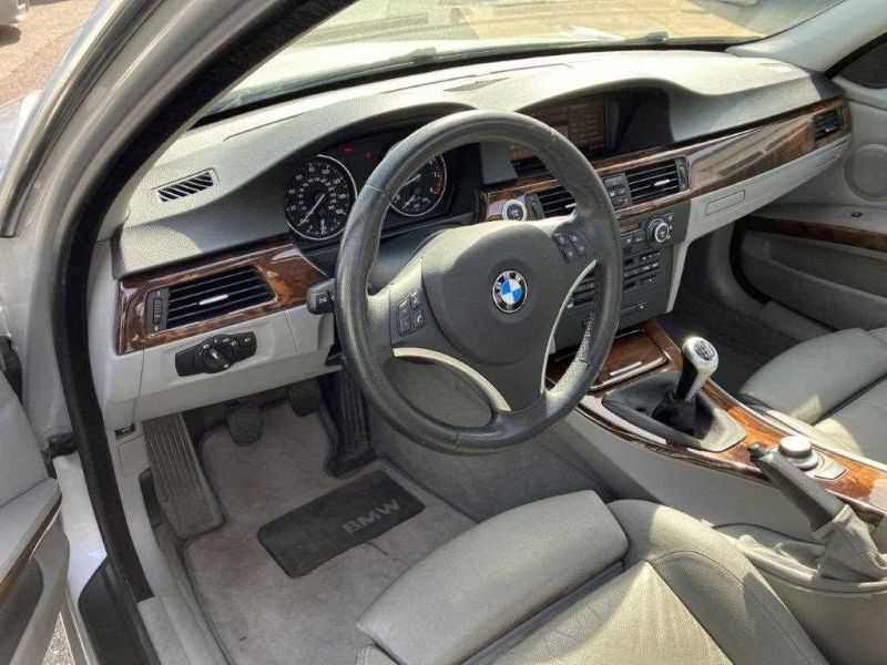 BMW 3 Series Image 20