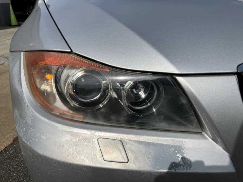 BMW 3 Series Image 17