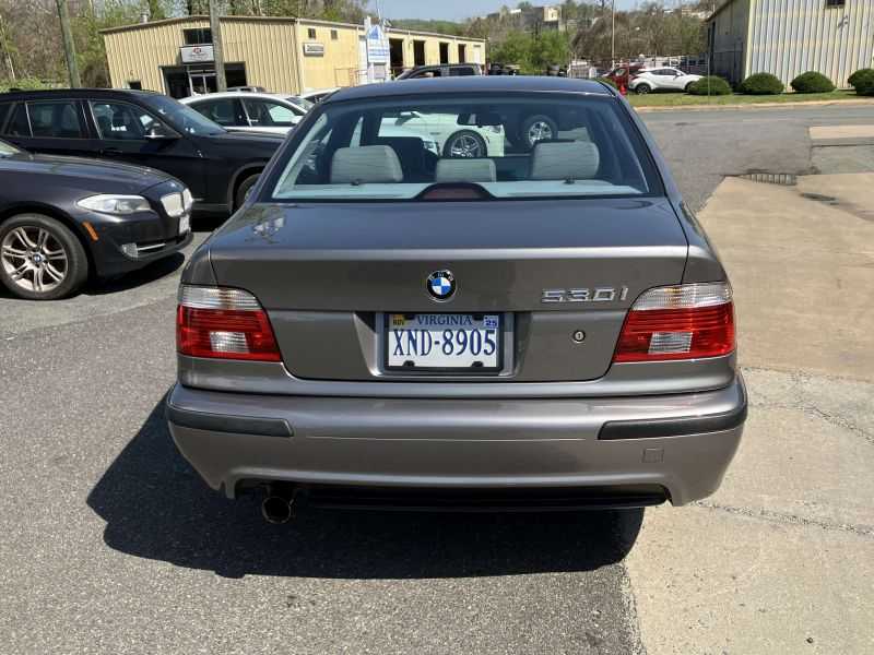 Bmw 5 Series Image 7