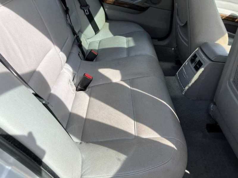 BMW 3 Series Image 23