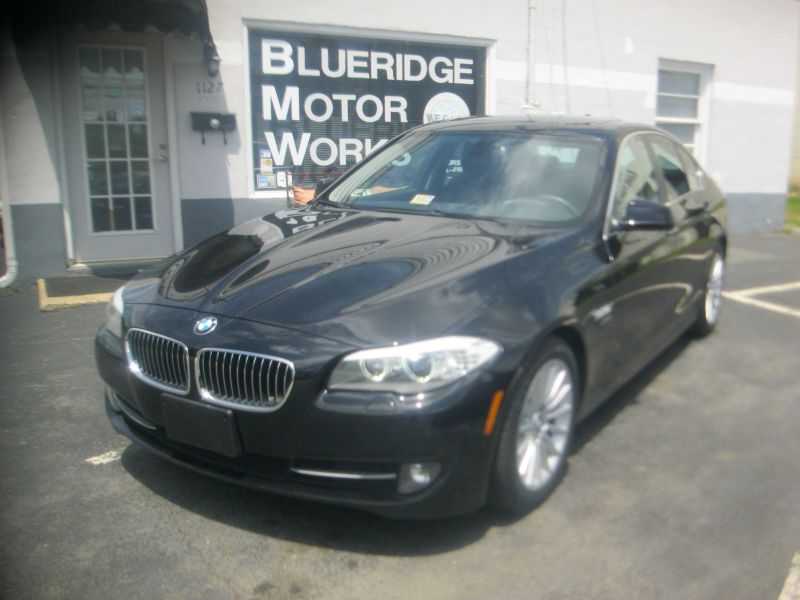 Bmw 5 Series Image 1