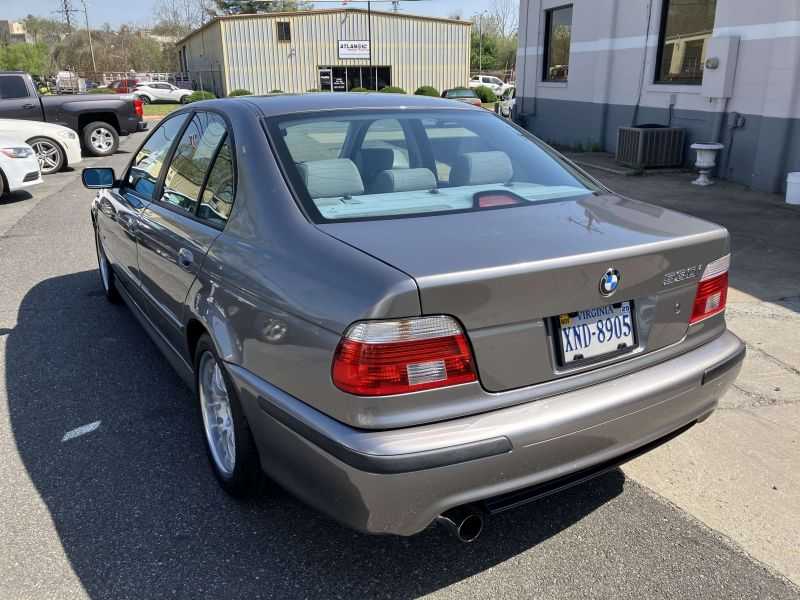 Bmw 5 Series Image 6
