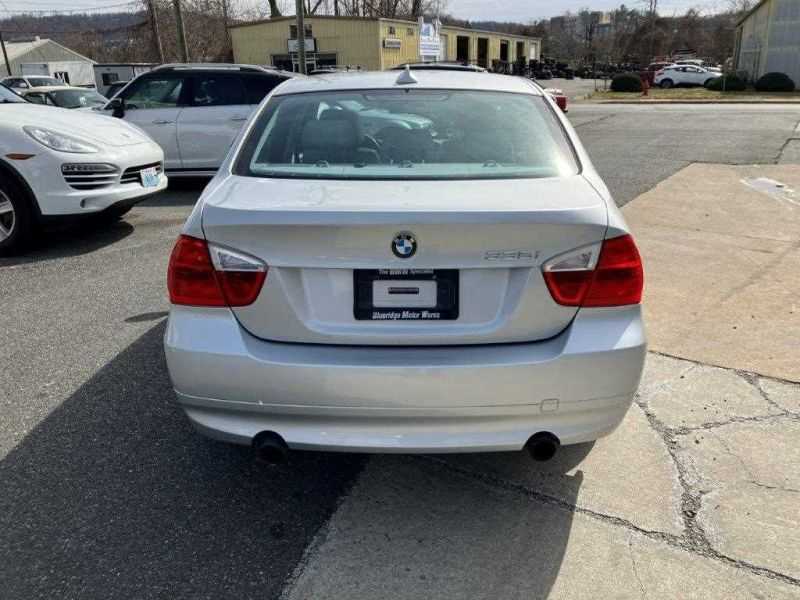 BMW 3 Series Image 7