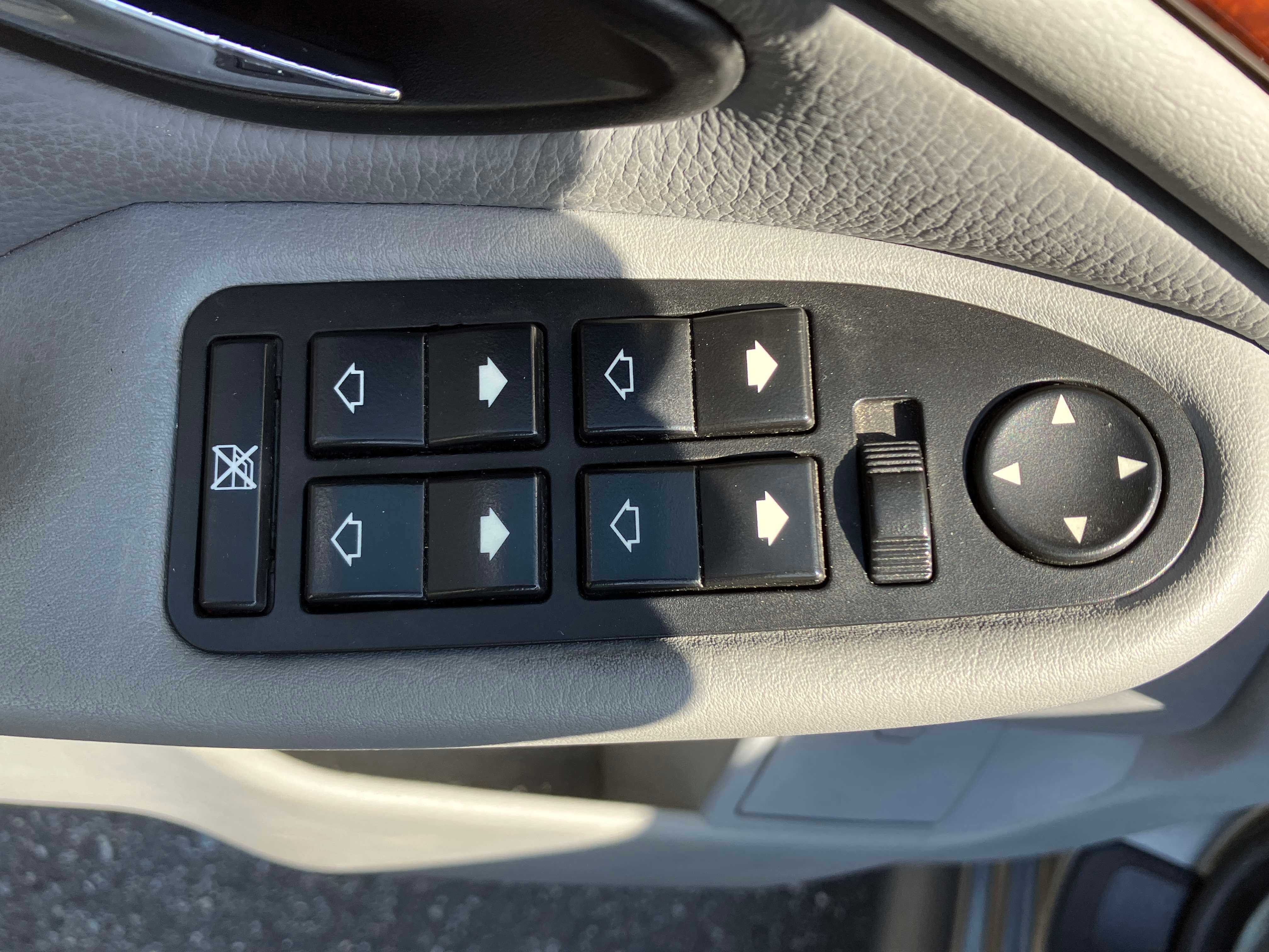 Bmw 5 Series Image 21