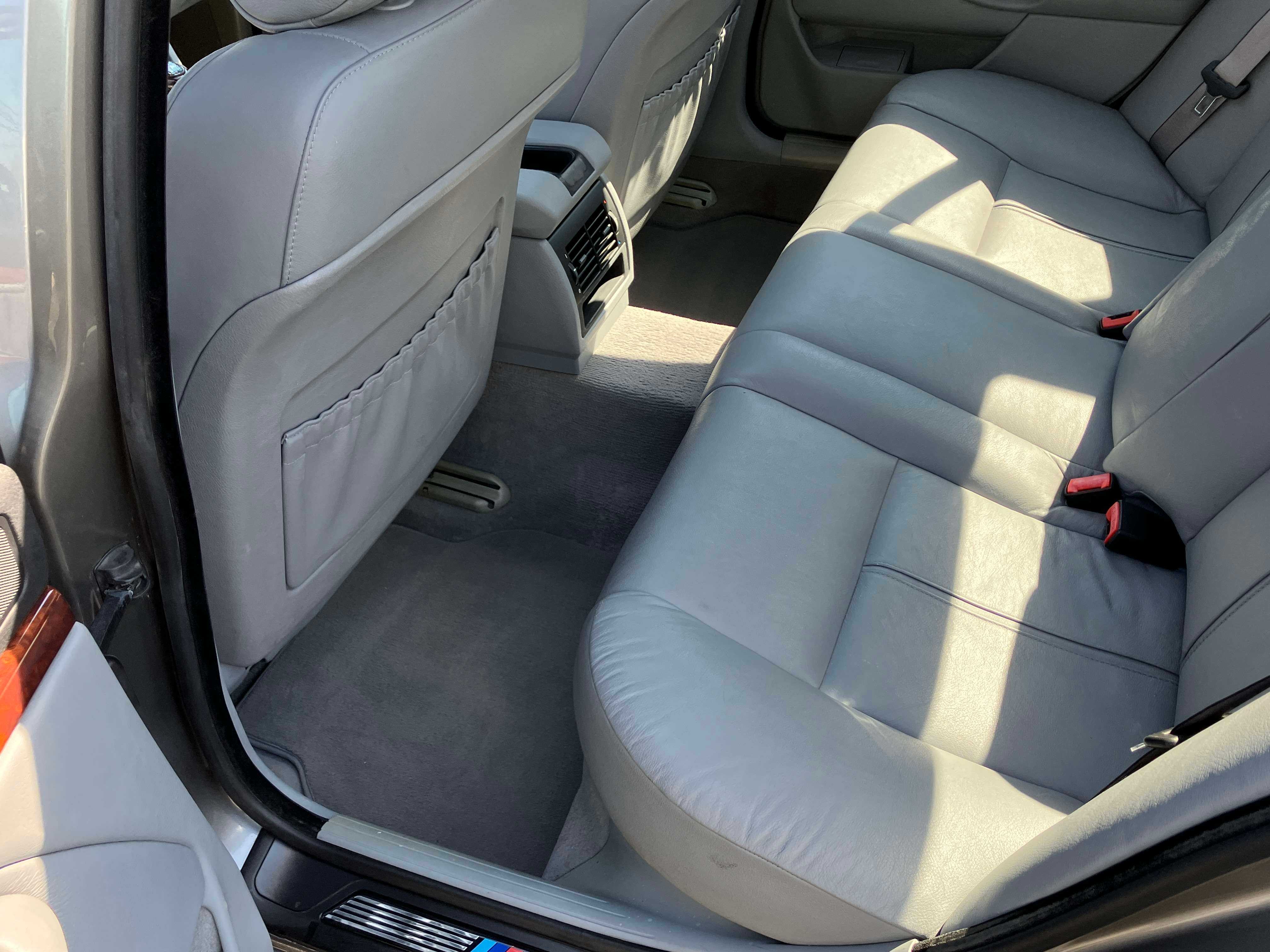 Bmw 5 Series Image 27
