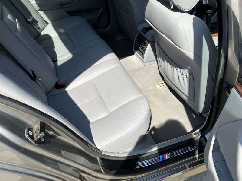 Bmw 5 Series Image 33