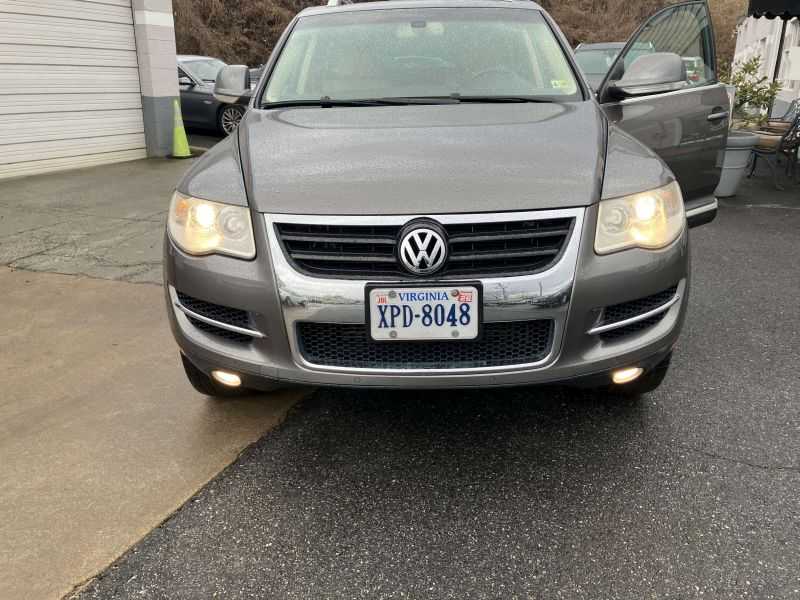Volkswagen Touareg 2 Image 7