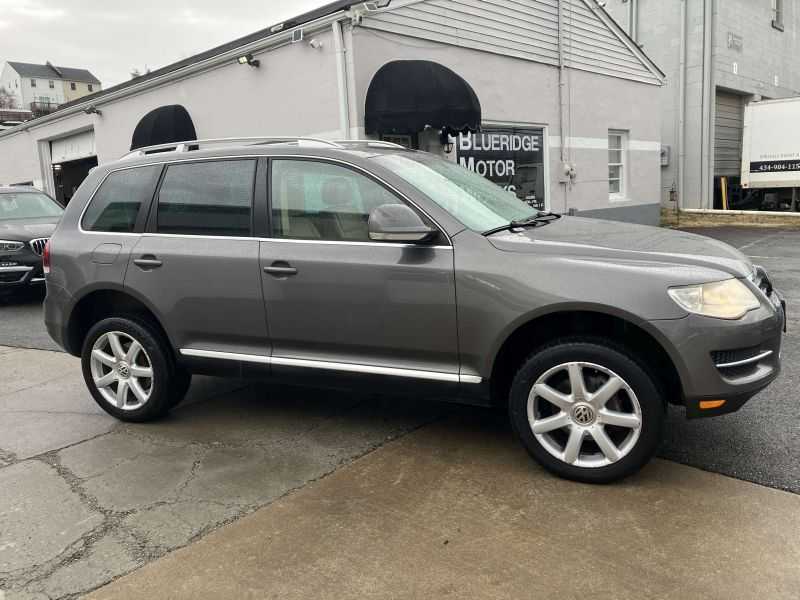Volkswagen Touareg 2 Image 1