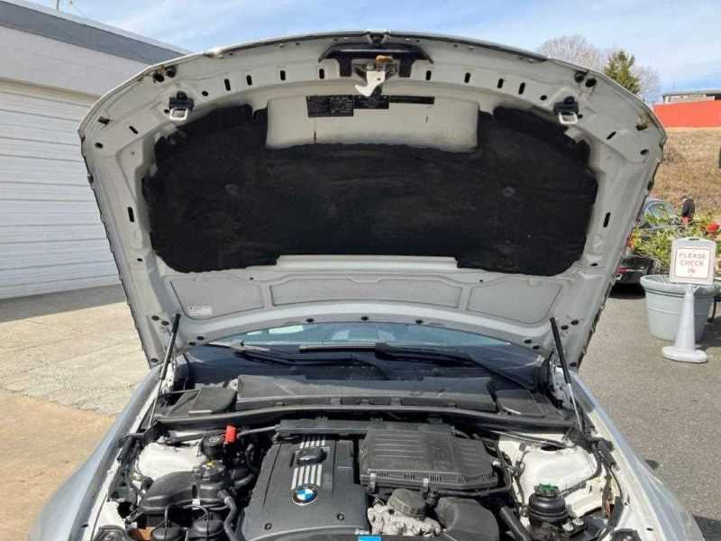 BMW 3 Series Image 30